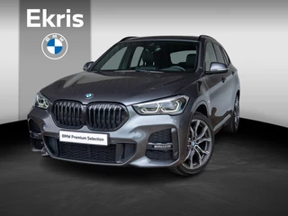 BMW X1 sDrive18i | M Sportpakket | Panoramadak | Elektrische Achterklep | Stoelverwarming | Head-Up Display | Cruise Control | 19''