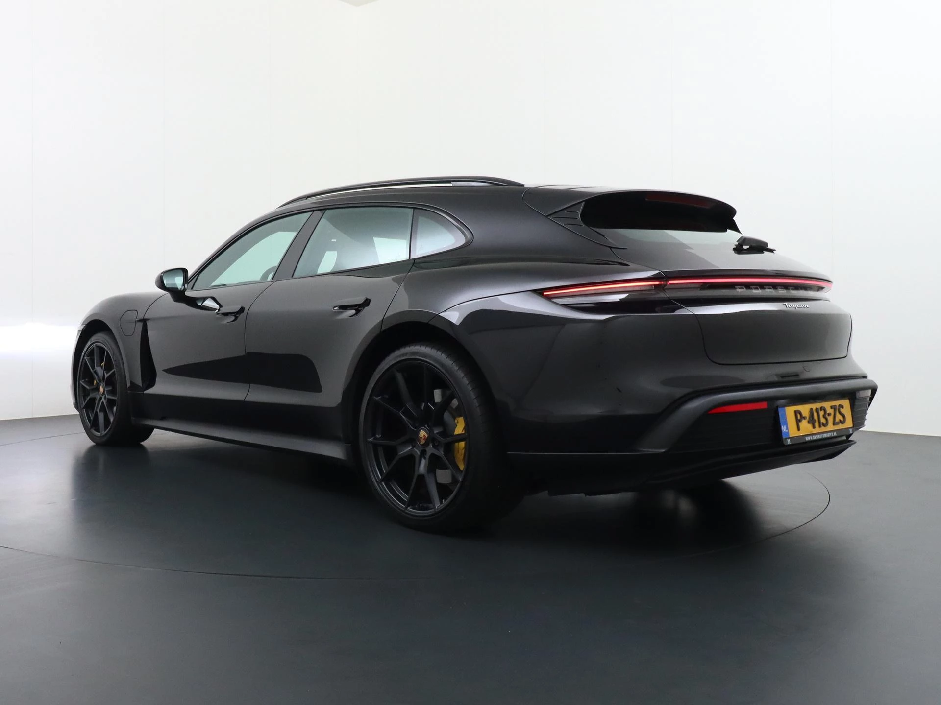 Hoofdafbeelding Porsche Taycan