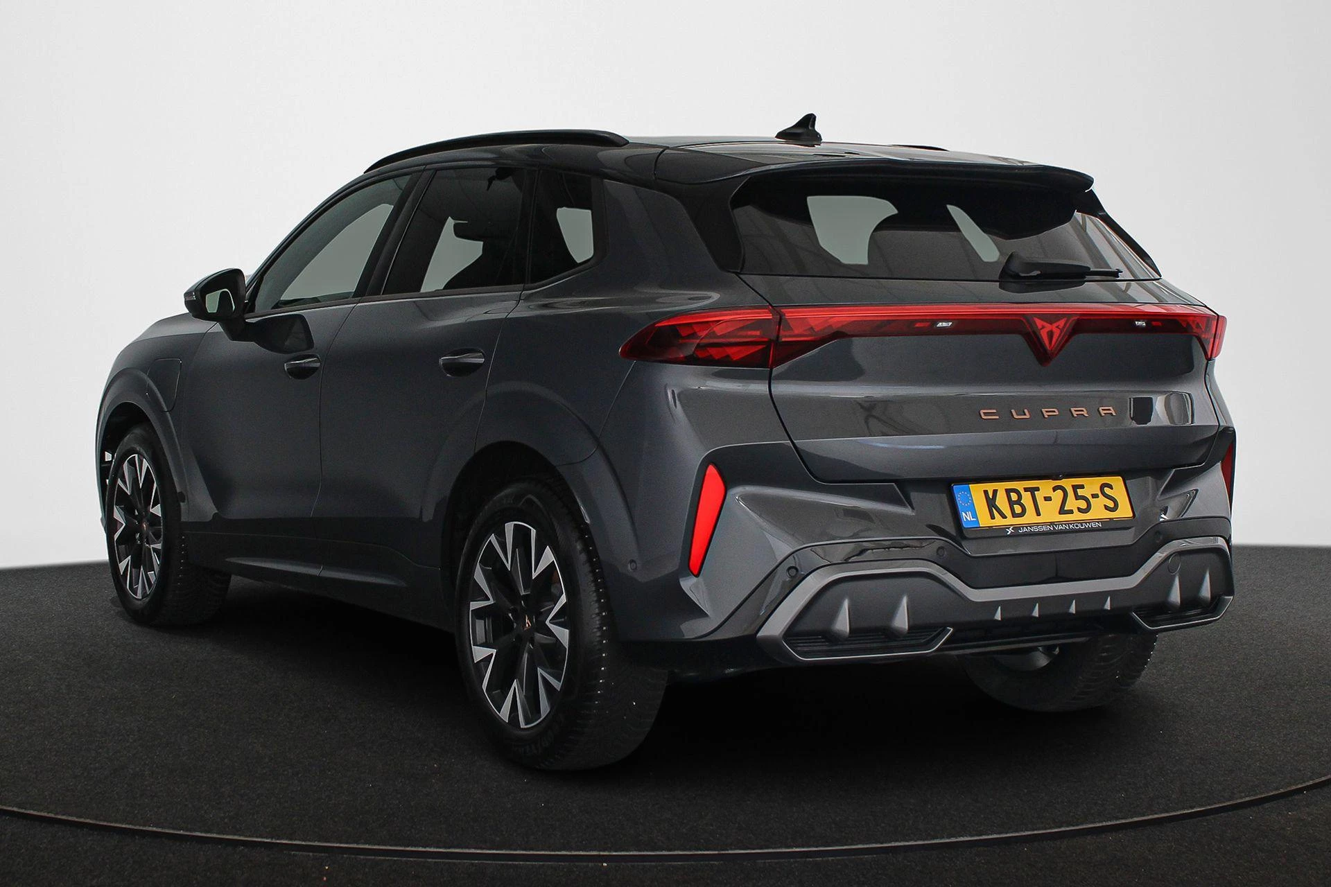 Hoofdafbeelding CUPRA Terramar