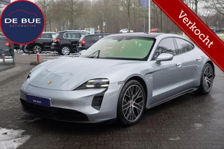 Hoofdafbeelding Porsche Taycan Porsche Taycan 4S Performance 84 kWh|1 Eig.|Matrix|Chrono|Achteras besturing|Panoramadak|SportDesign|Bose|Luchtvering|Full Option|Dealer Onderhouden