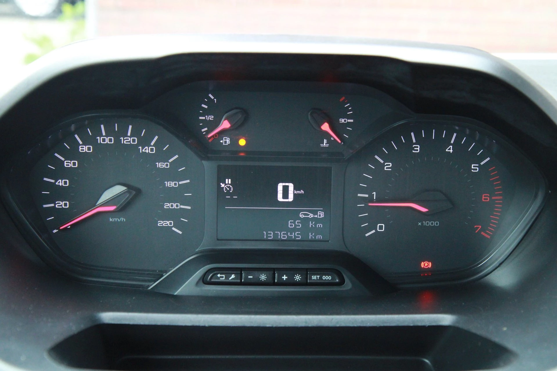 Hoofdafbeelding Peugeot Partner