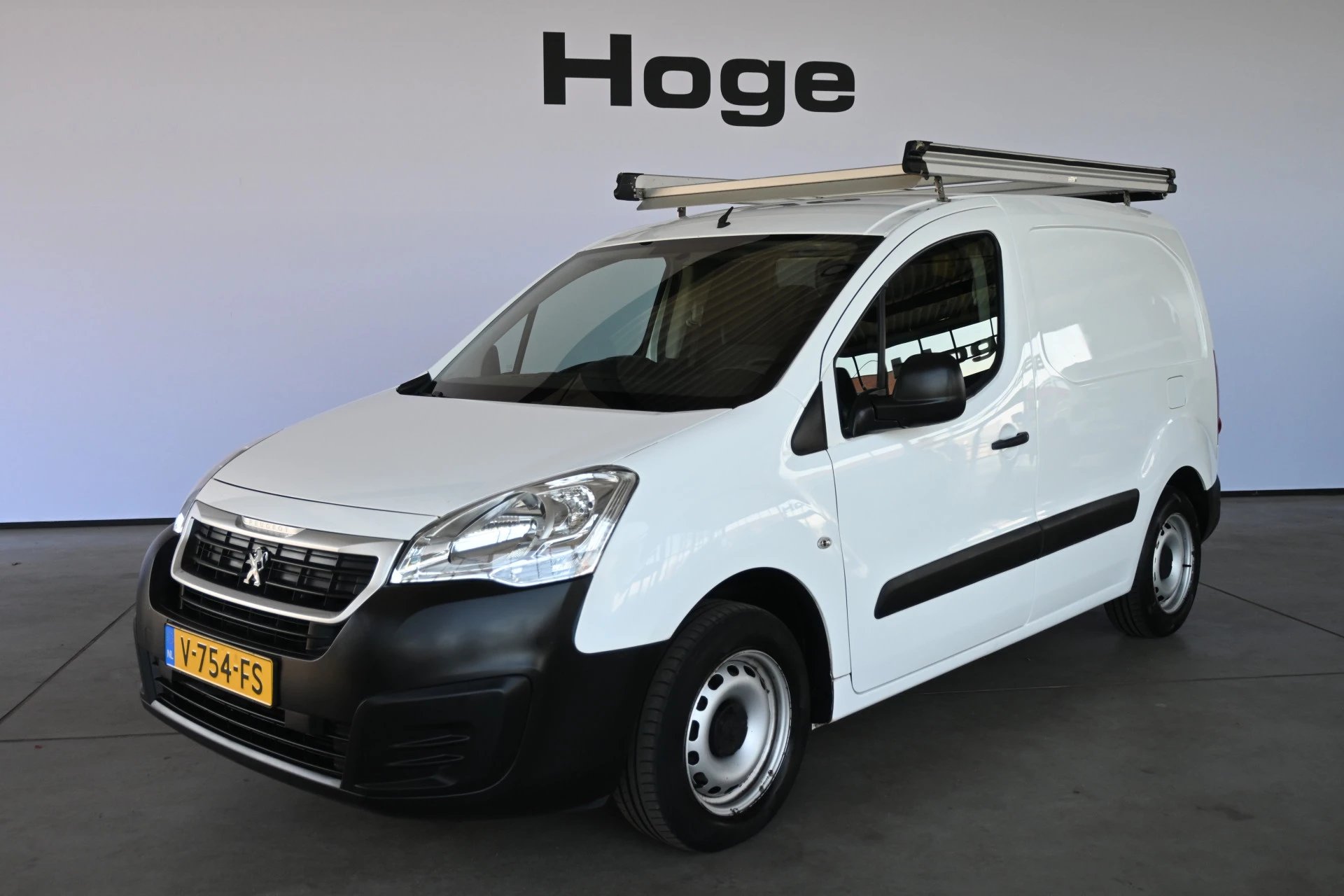 Hoofdafbeelding Peugeot Partner