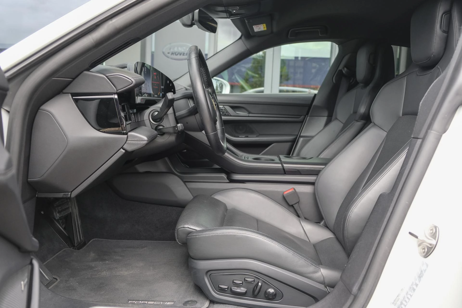 Hoofdafbeelding Porsche Taycan