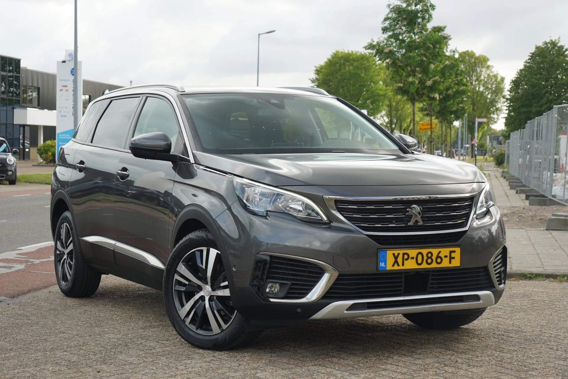 Hoofdafbeelding Peugeot 5008