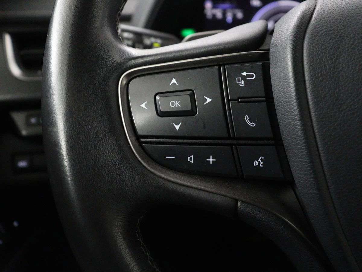 Hoofdafbeelding Lexus UX