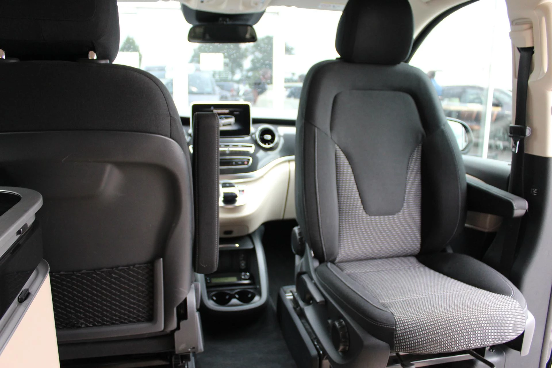 Hoofdafbeelding Mercedes-Benz Marco Polo