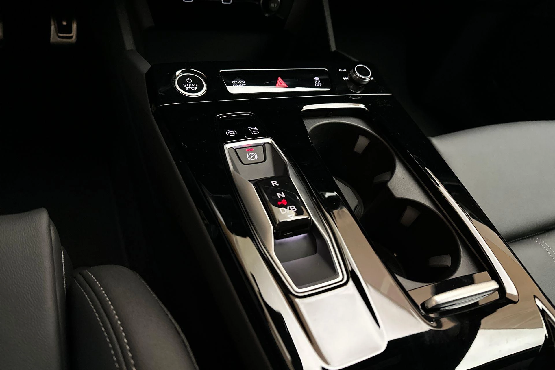 Hoofdafbeelding Audi Q6 e-tron