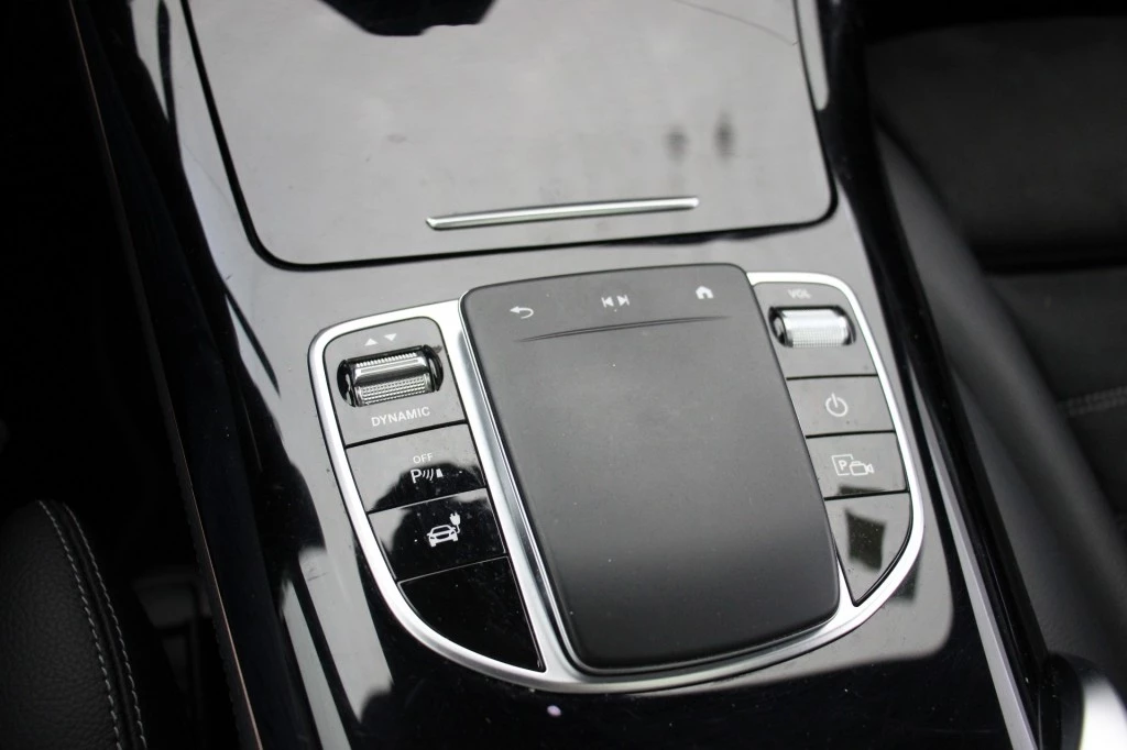 Hoofdafbeelding Mercedes-Benz EQC
