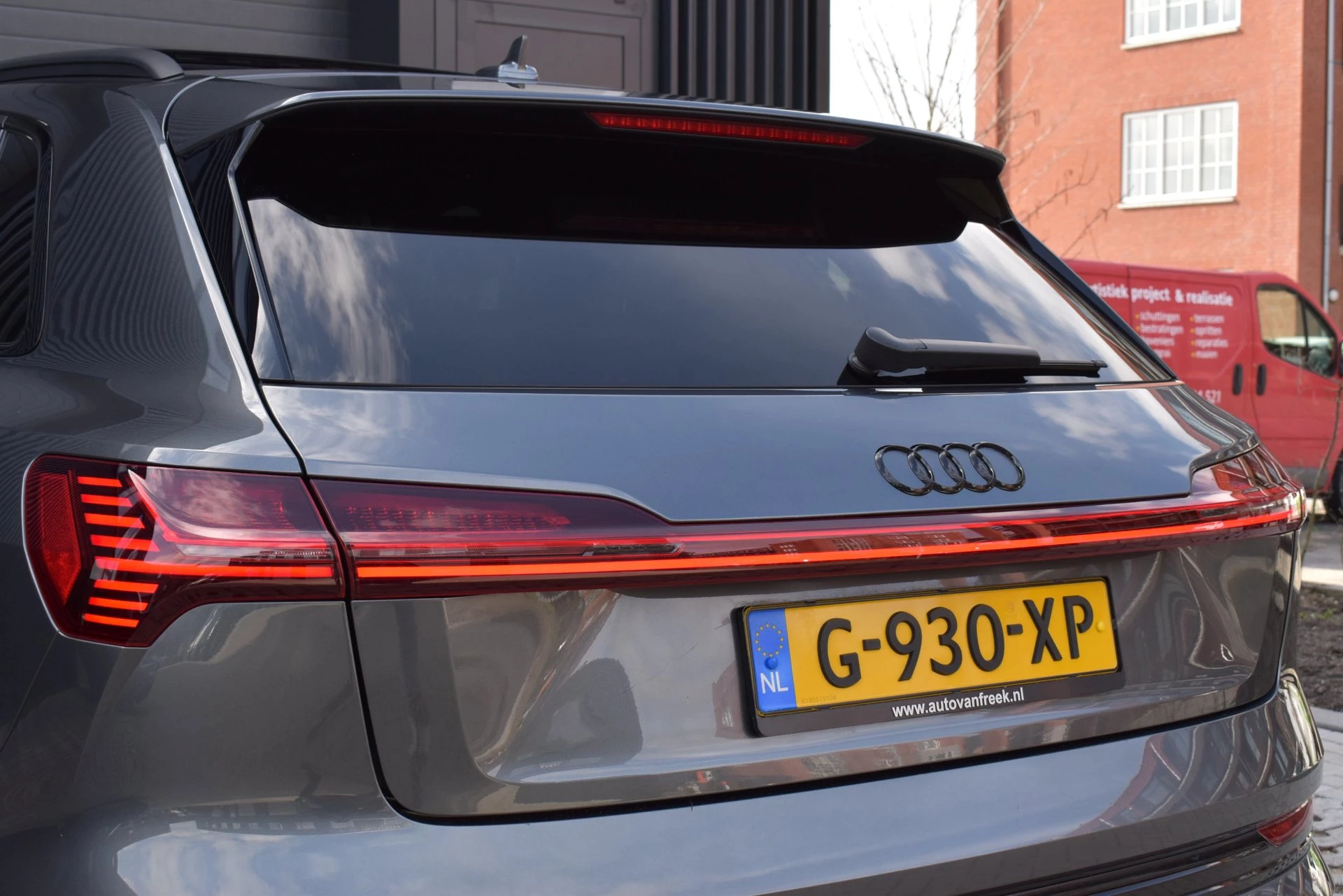 Hoofdafbeelding Audi e-tron