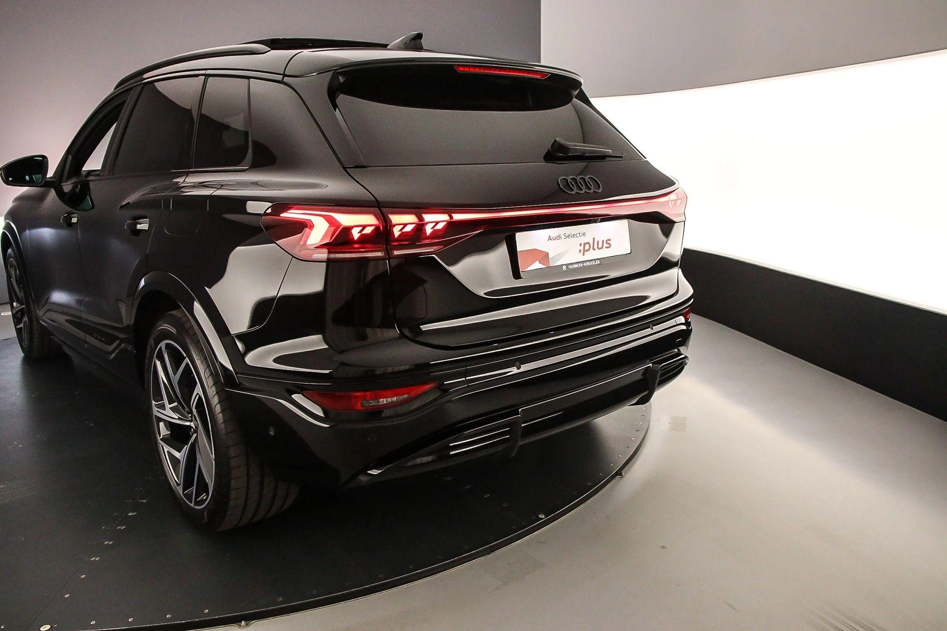 Hoofdafbeelding Audi SQ6