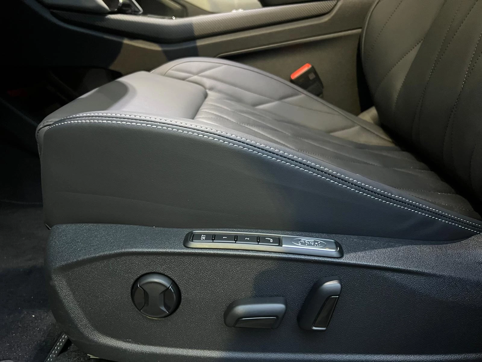 Hoofdafbeelding Ford Explorer