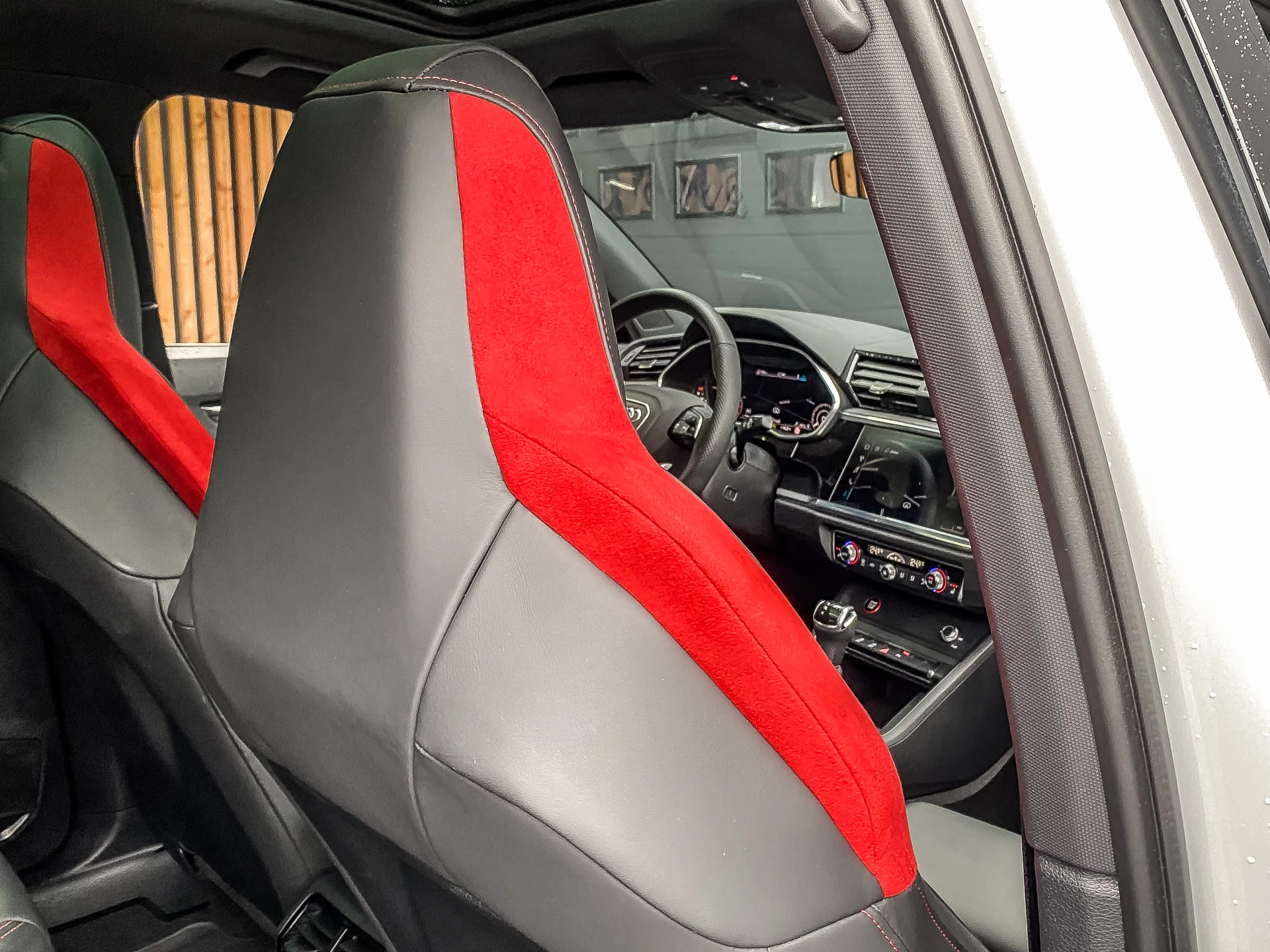 Hoofdafbeelding Audi RSQ3