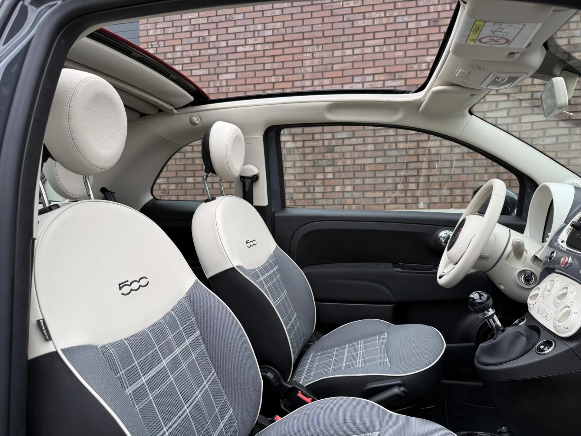 Hoofdafbeelding Fiat 500C