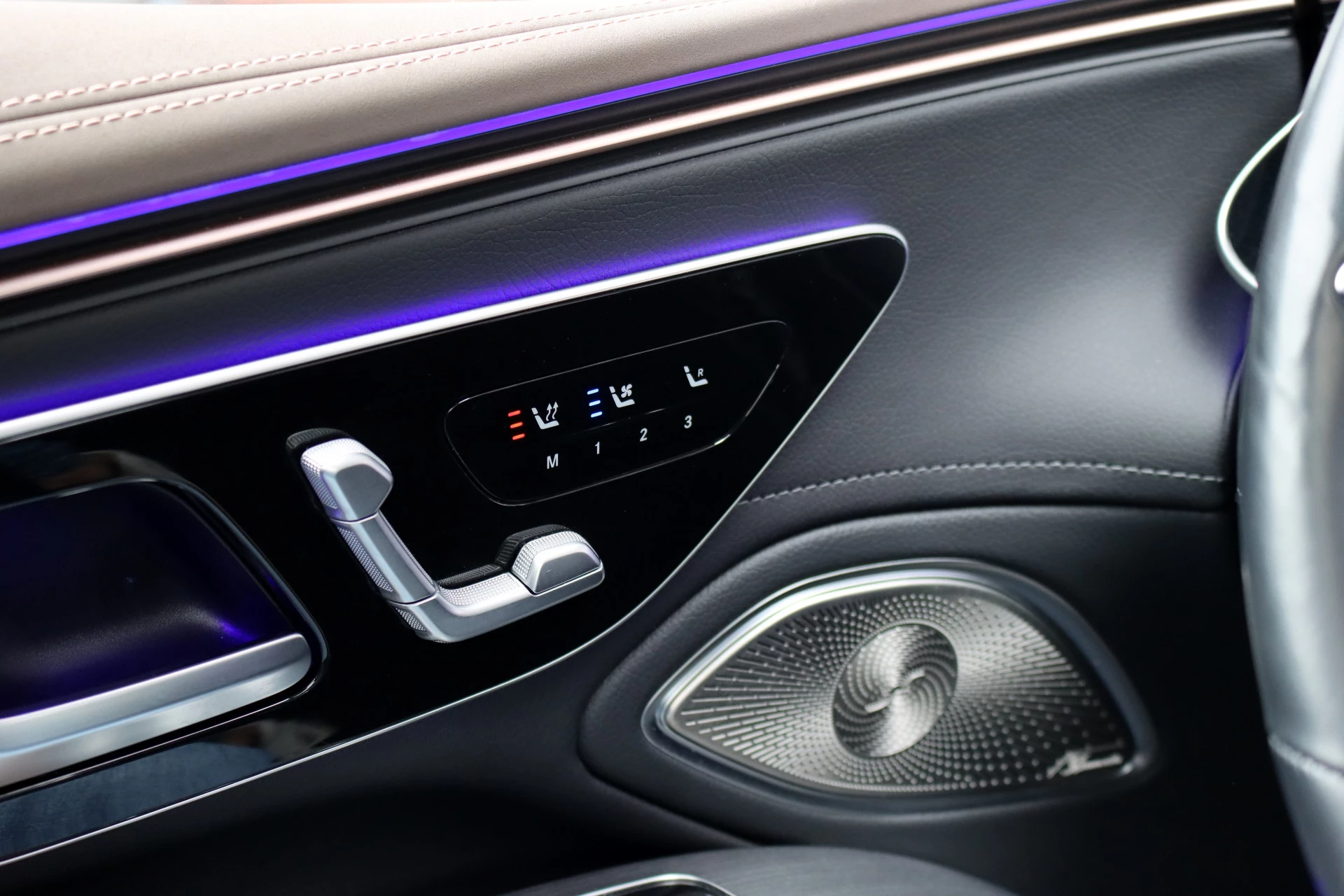 Hoofdafbeelding Mercedes-Benz EQS