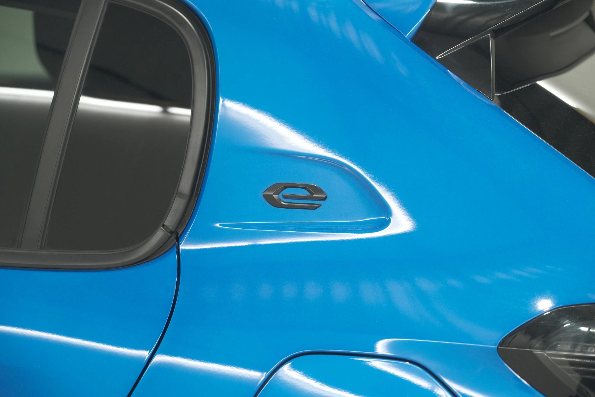 Hoofdafbeelding Peugeot e-208