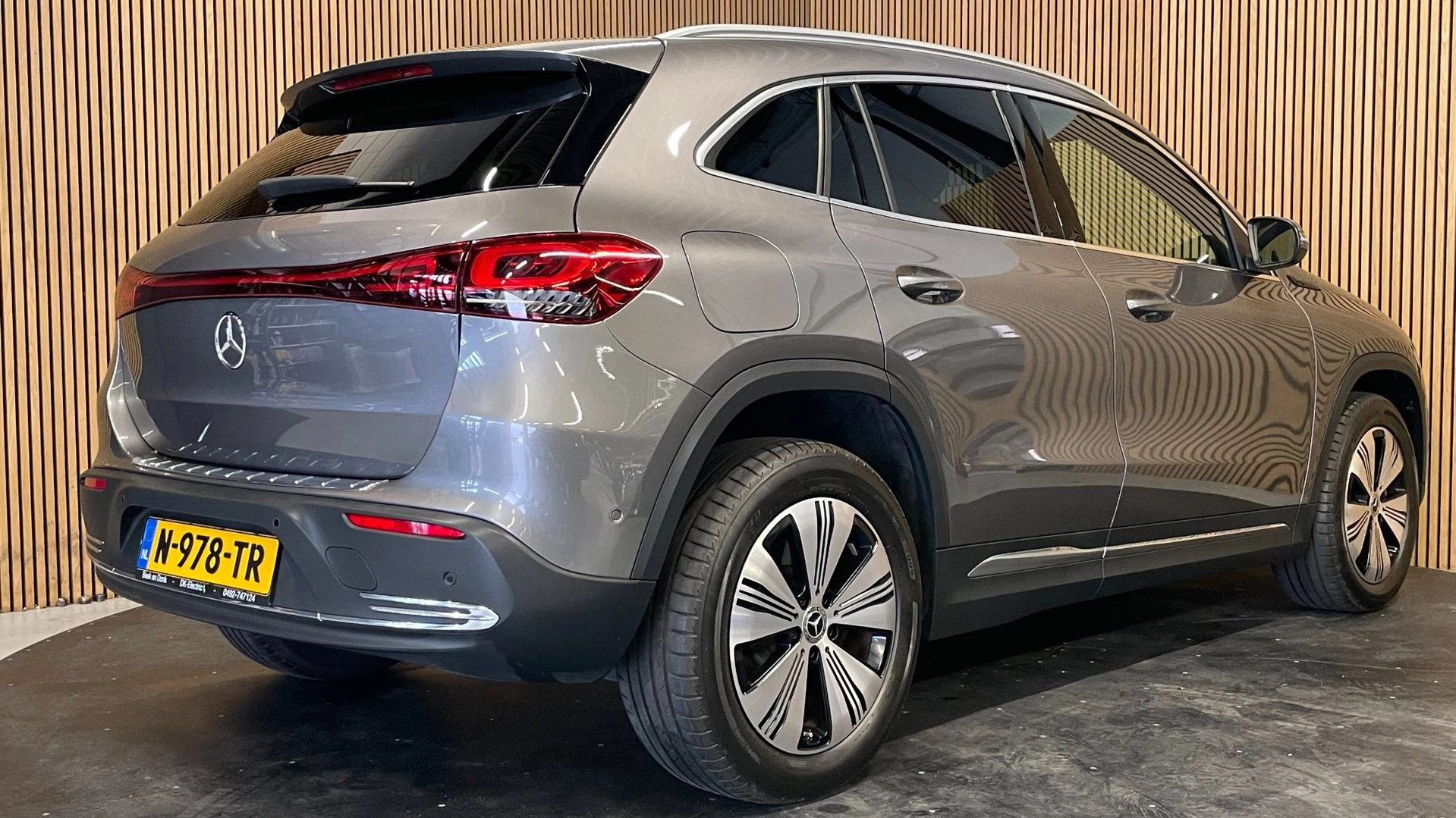 Hoofdafbeelding Mercedes-Benz EQA