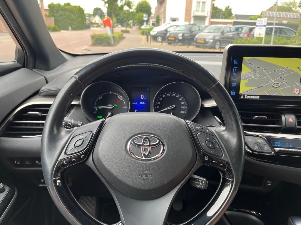 Hoofdafbeelding Toyota C-HR