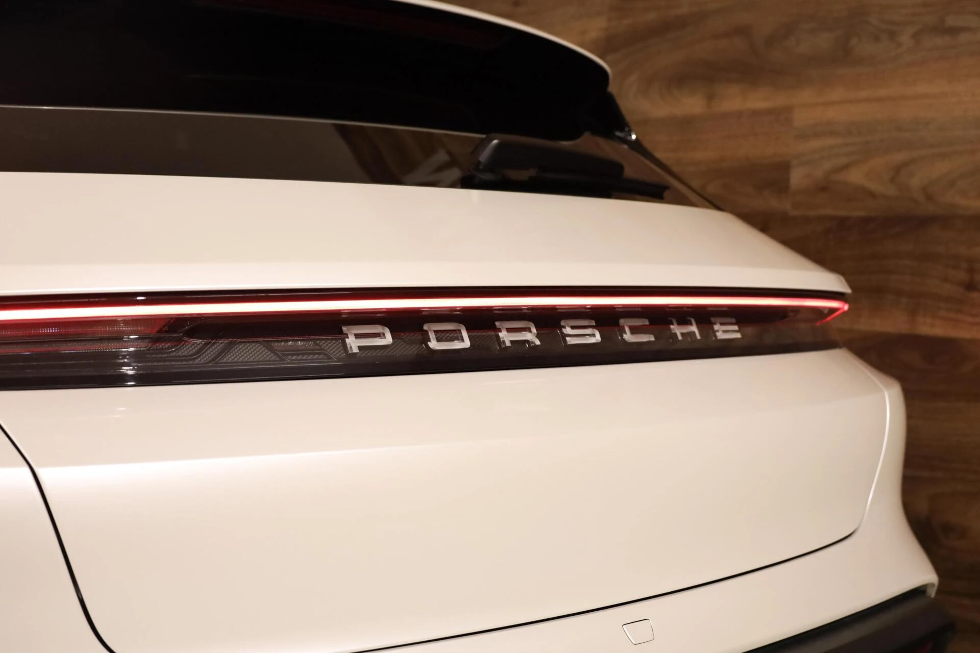 Hoofdafbeelding Porsche Taycan