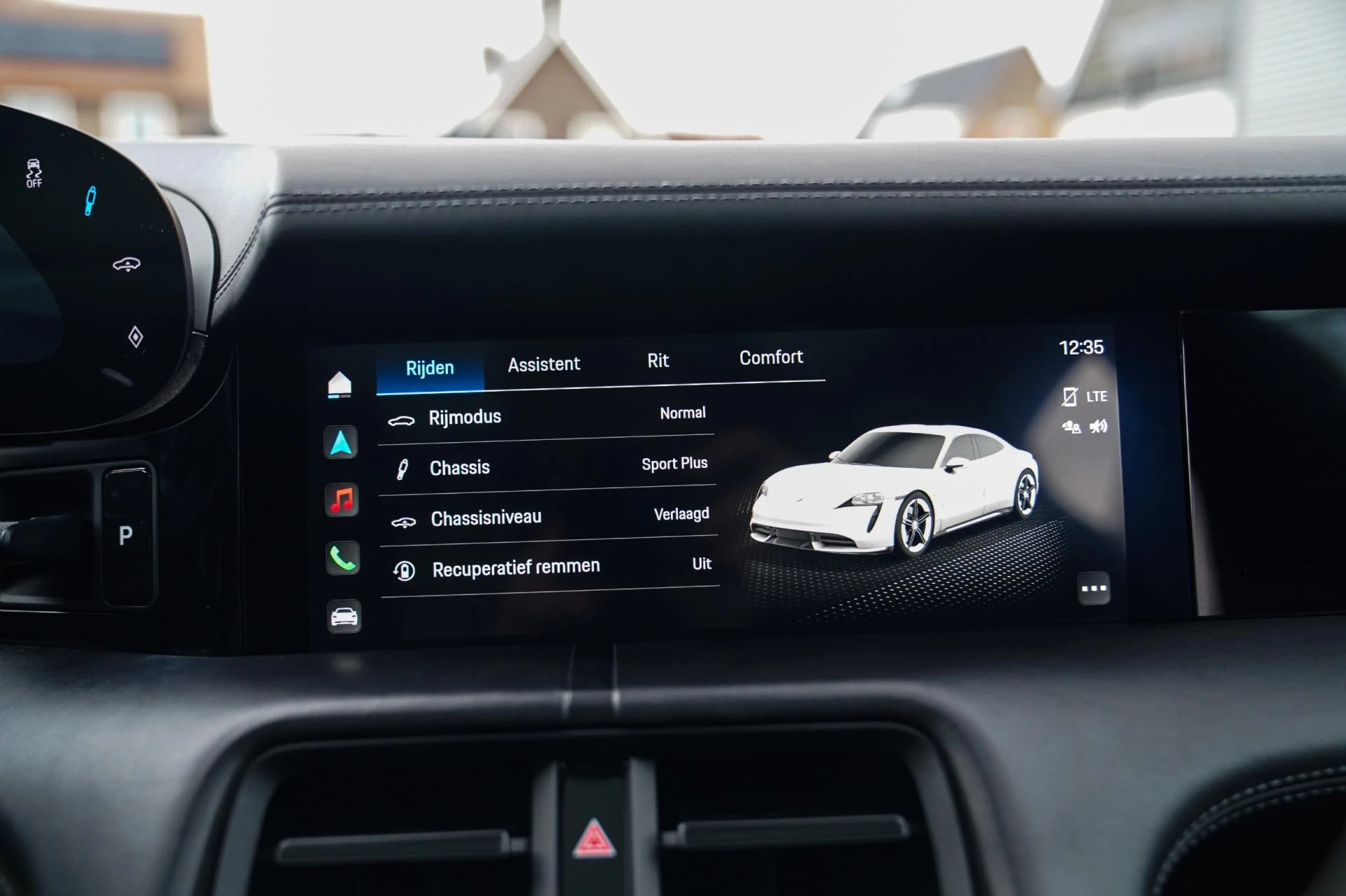 Hoofdafbeelding Porsche Taycan