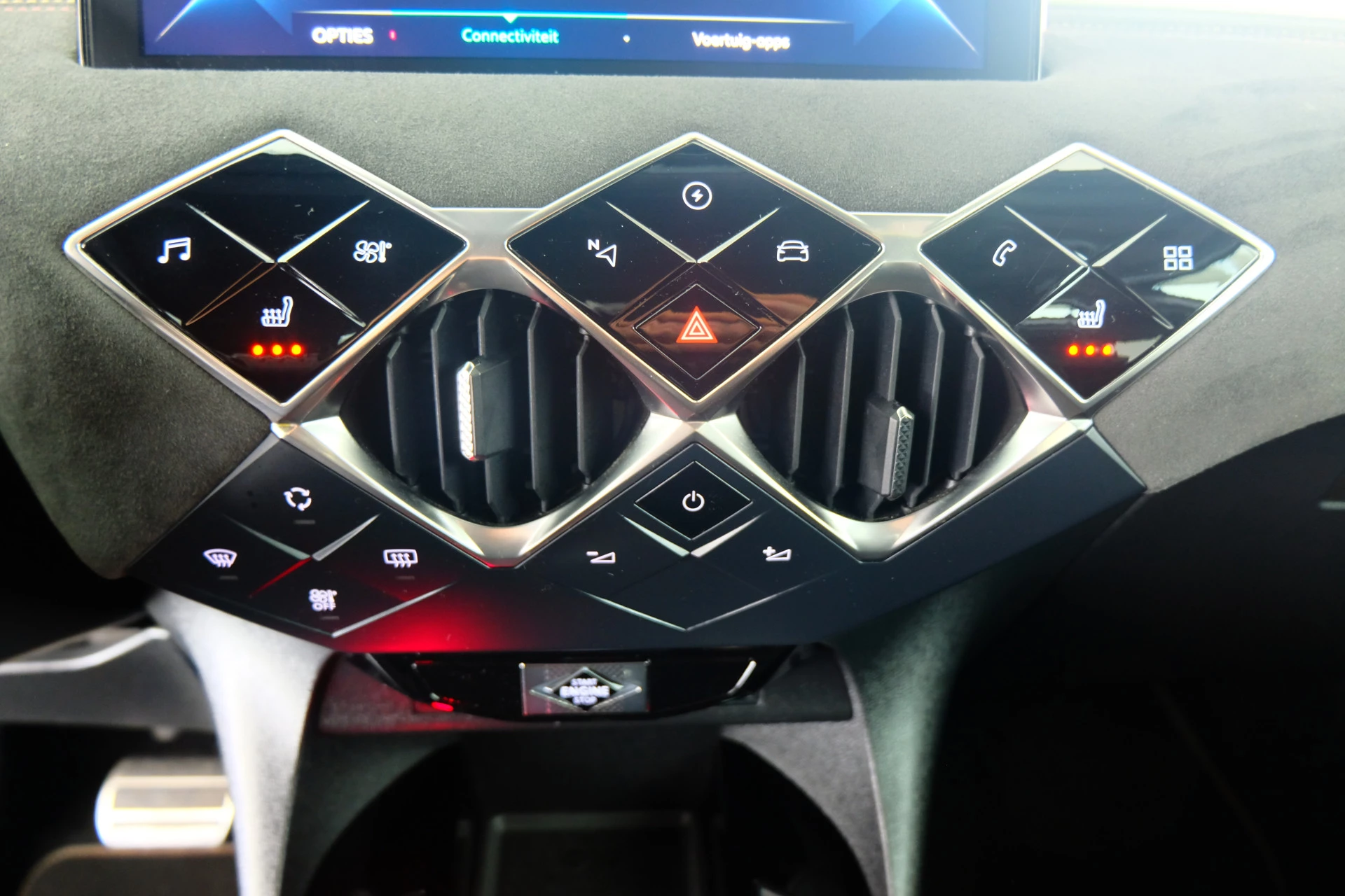 Hoofdafbeelding DS DS 3