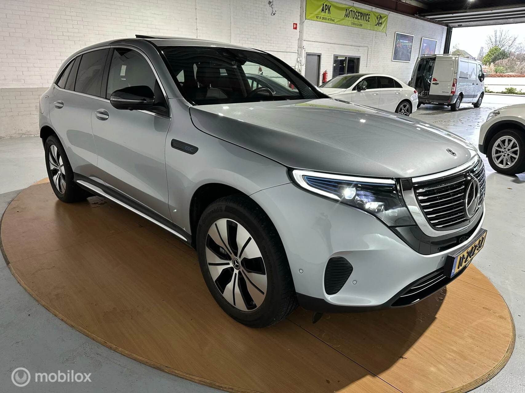 Hoofdafbeelding Mercedes-Benz EQC