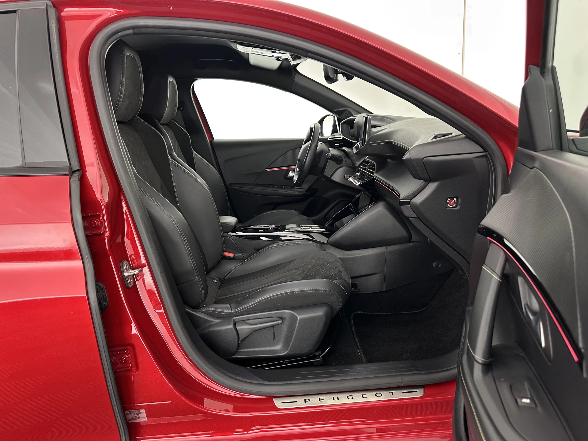 Hoofdafbeelding Peugeot e-208