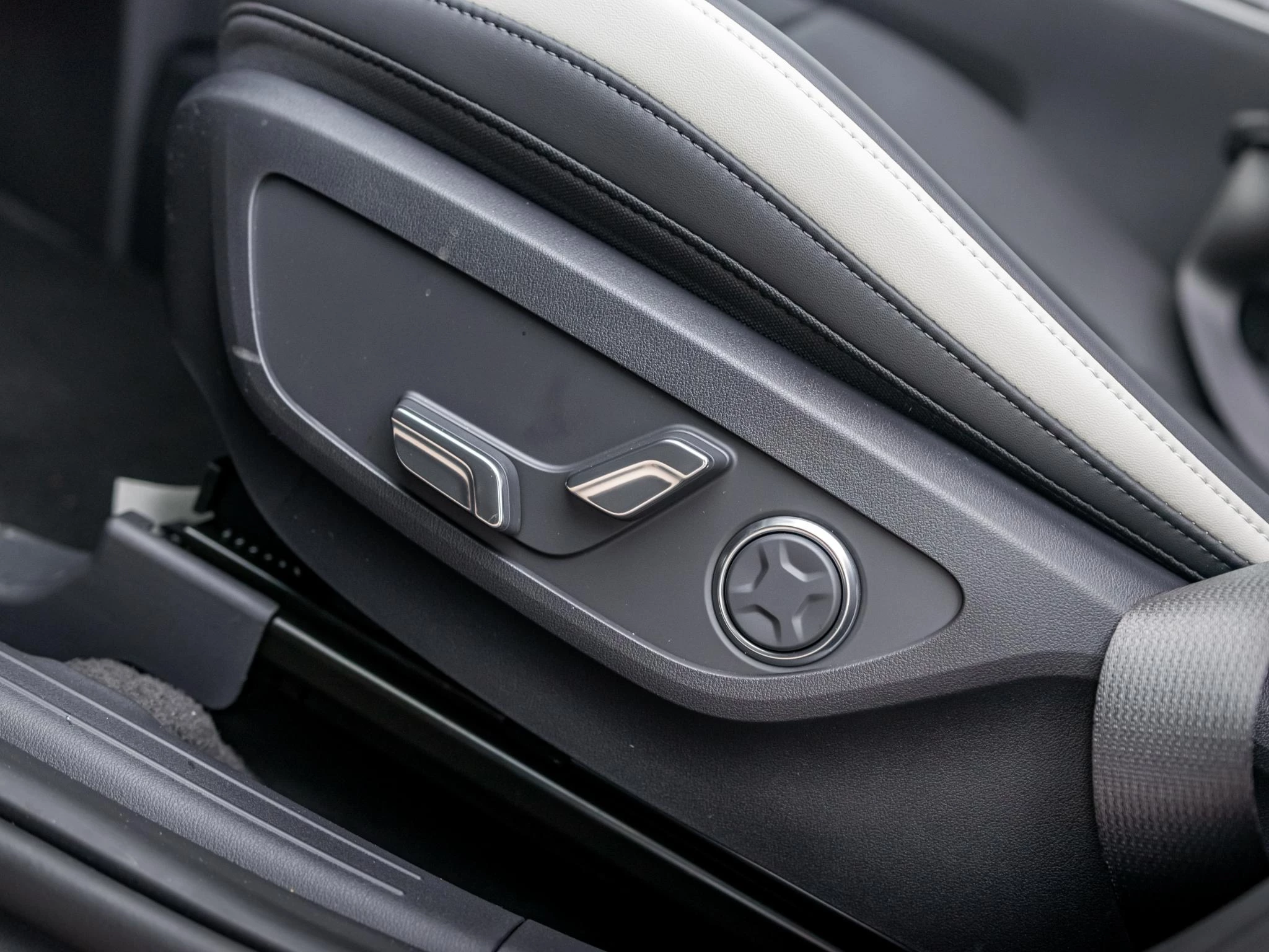 Hoofdafbeelding Kia EV5