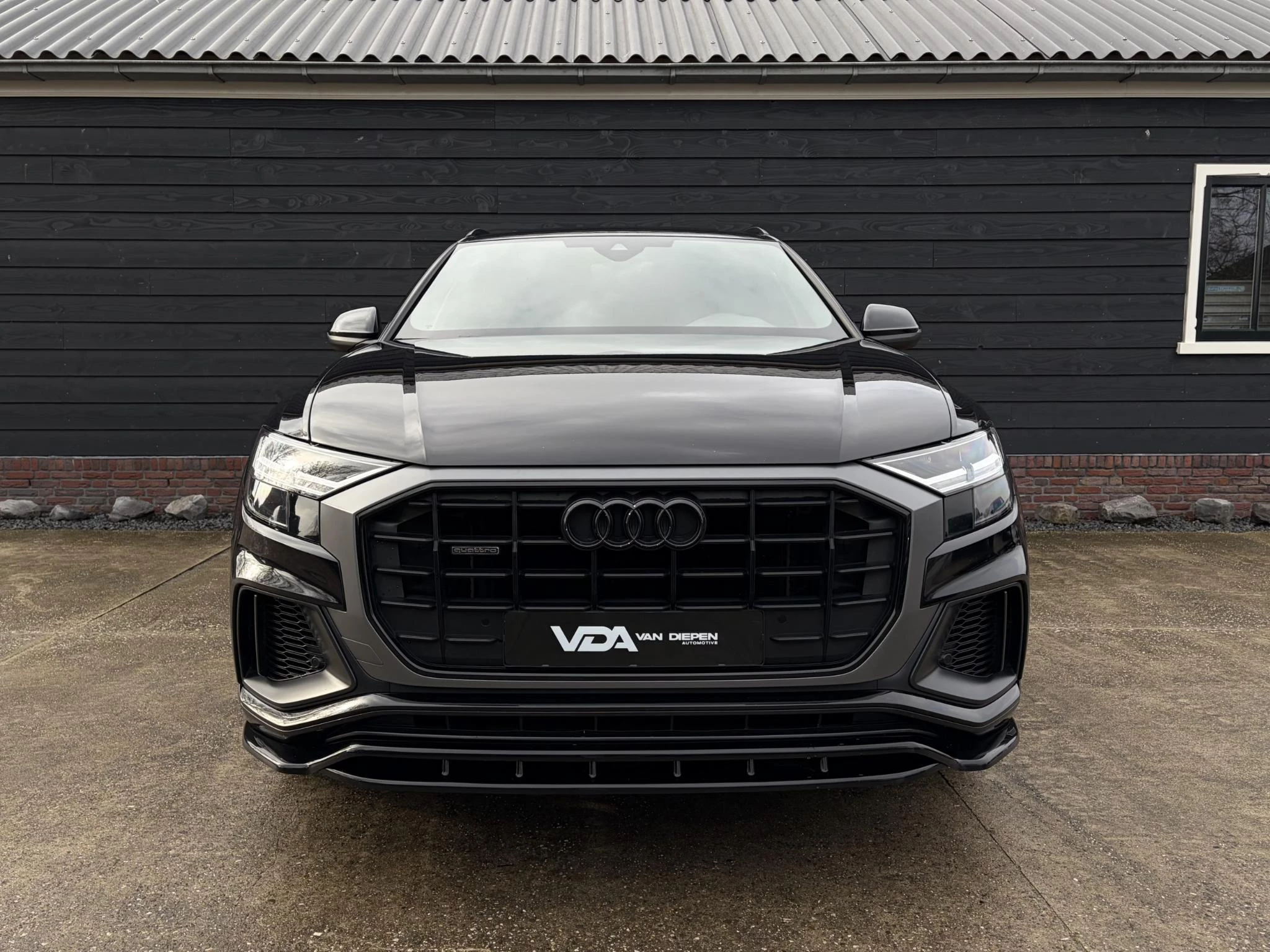 Hoofdafbeelding Audi Q8