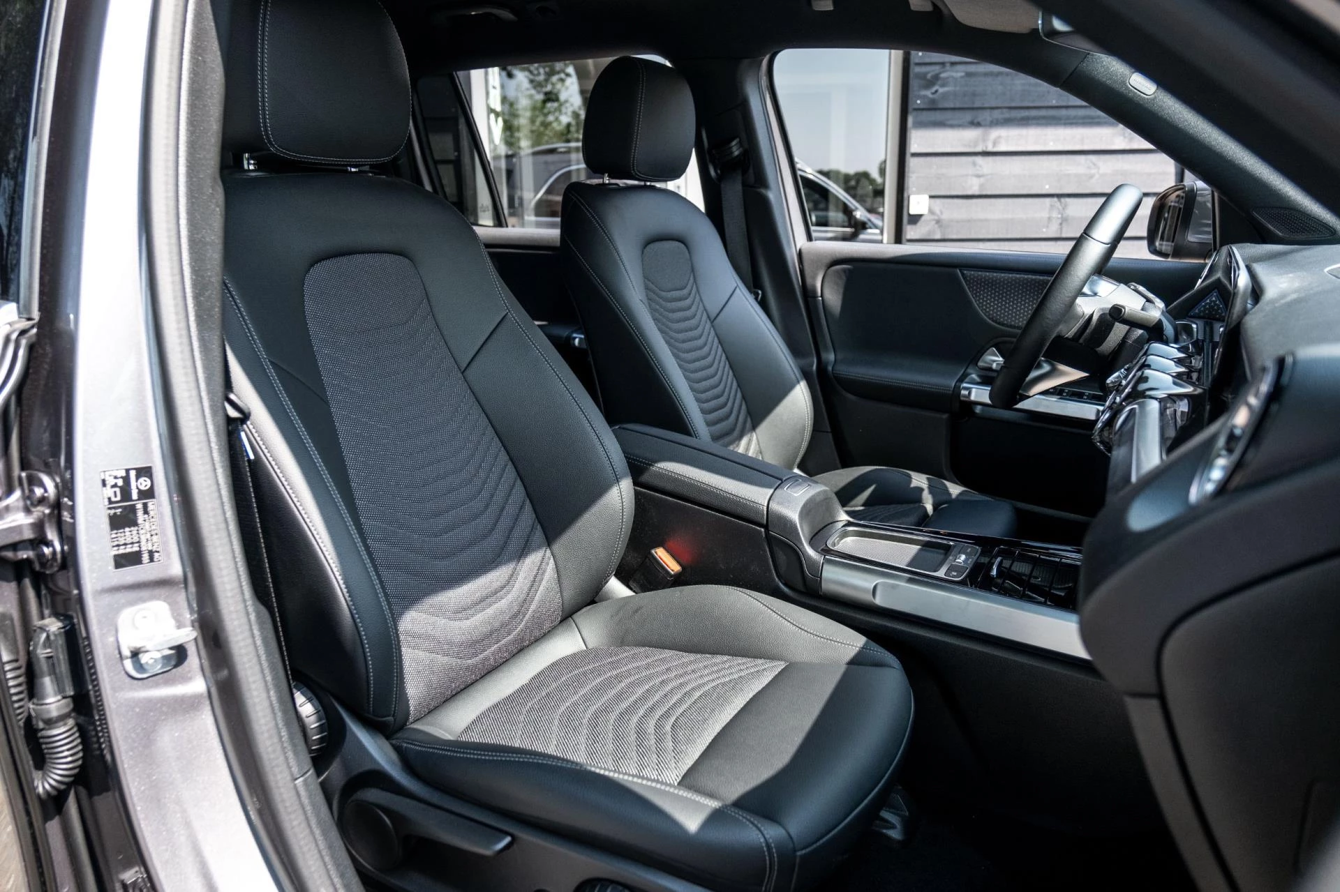 Hoofdafbeelding Mercedes-Benz EQB