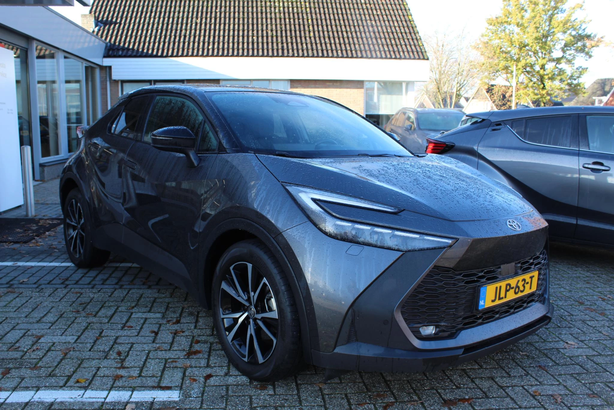 Hoofdafbeelding Toyota C-HR