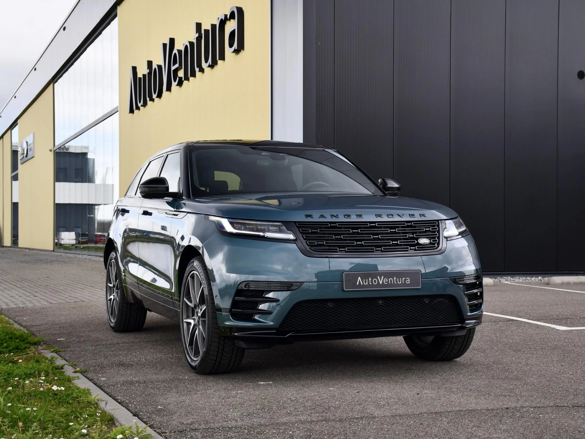 Hoofdafbeelding Land Rover Range Rover Velar