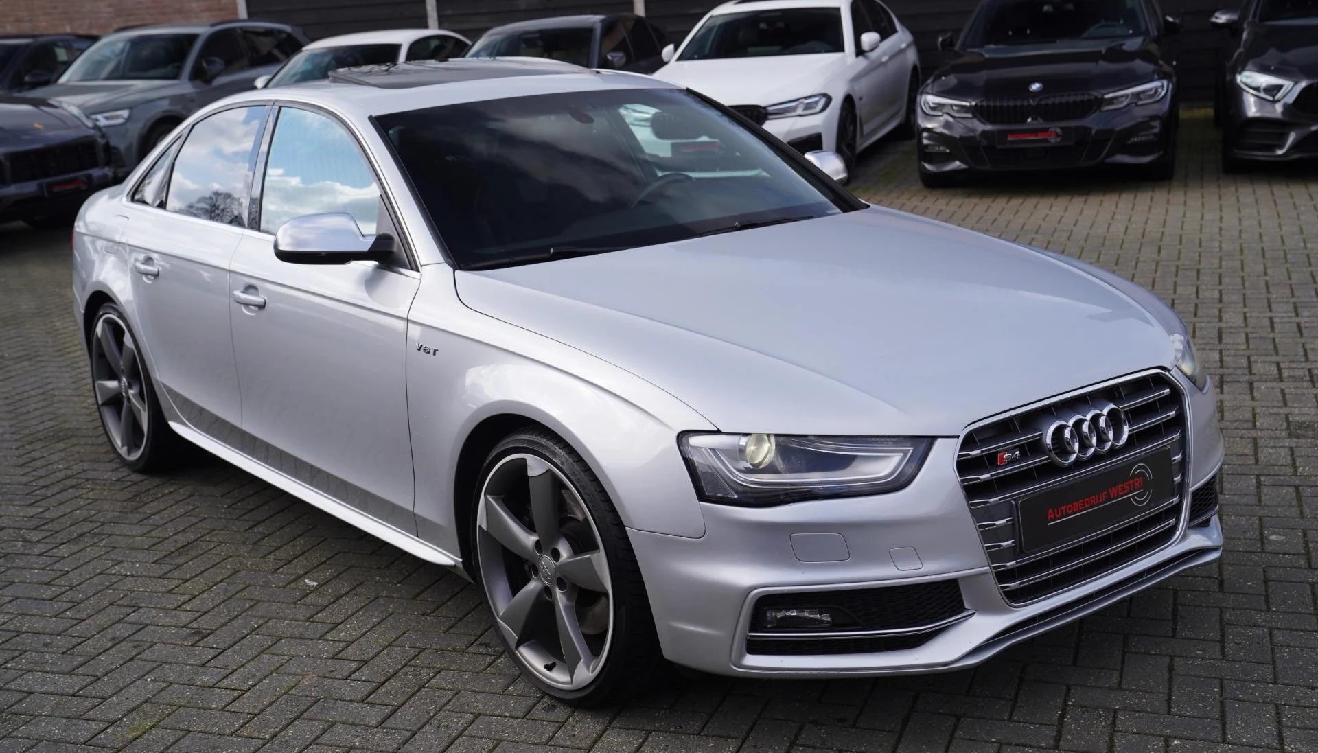 Hoofdafbeelding Audi S4