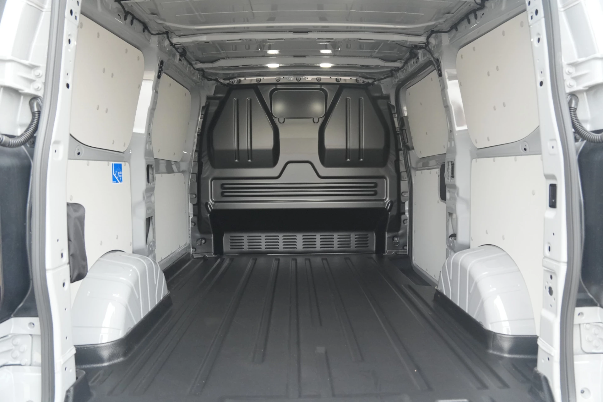 Hoofdafbeelding Ford E-Transit Custom