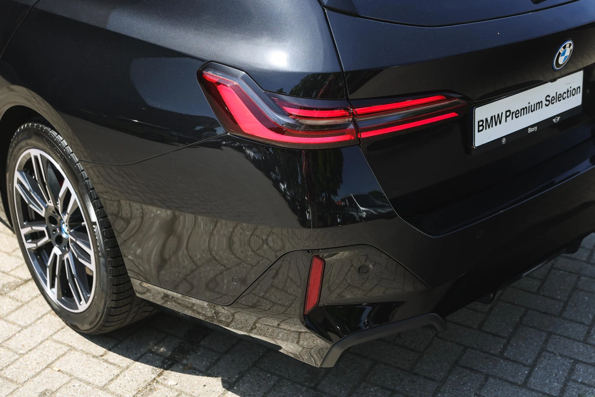 Hoofdafbeelding BMW i5