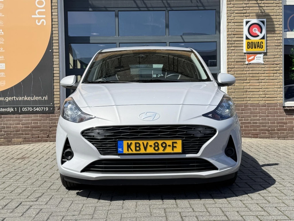 Hoofdafbeelding Hyundai i10