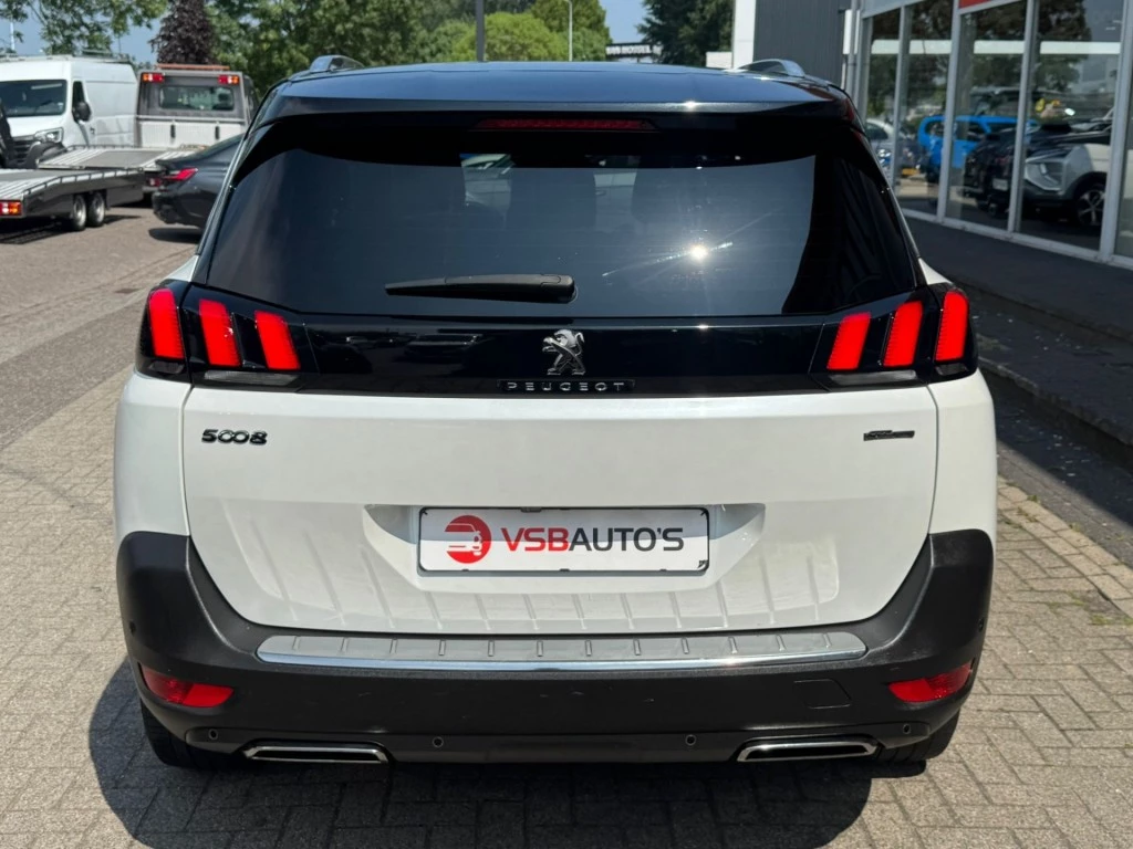 Hoofdafbeelding Peugeot 5008