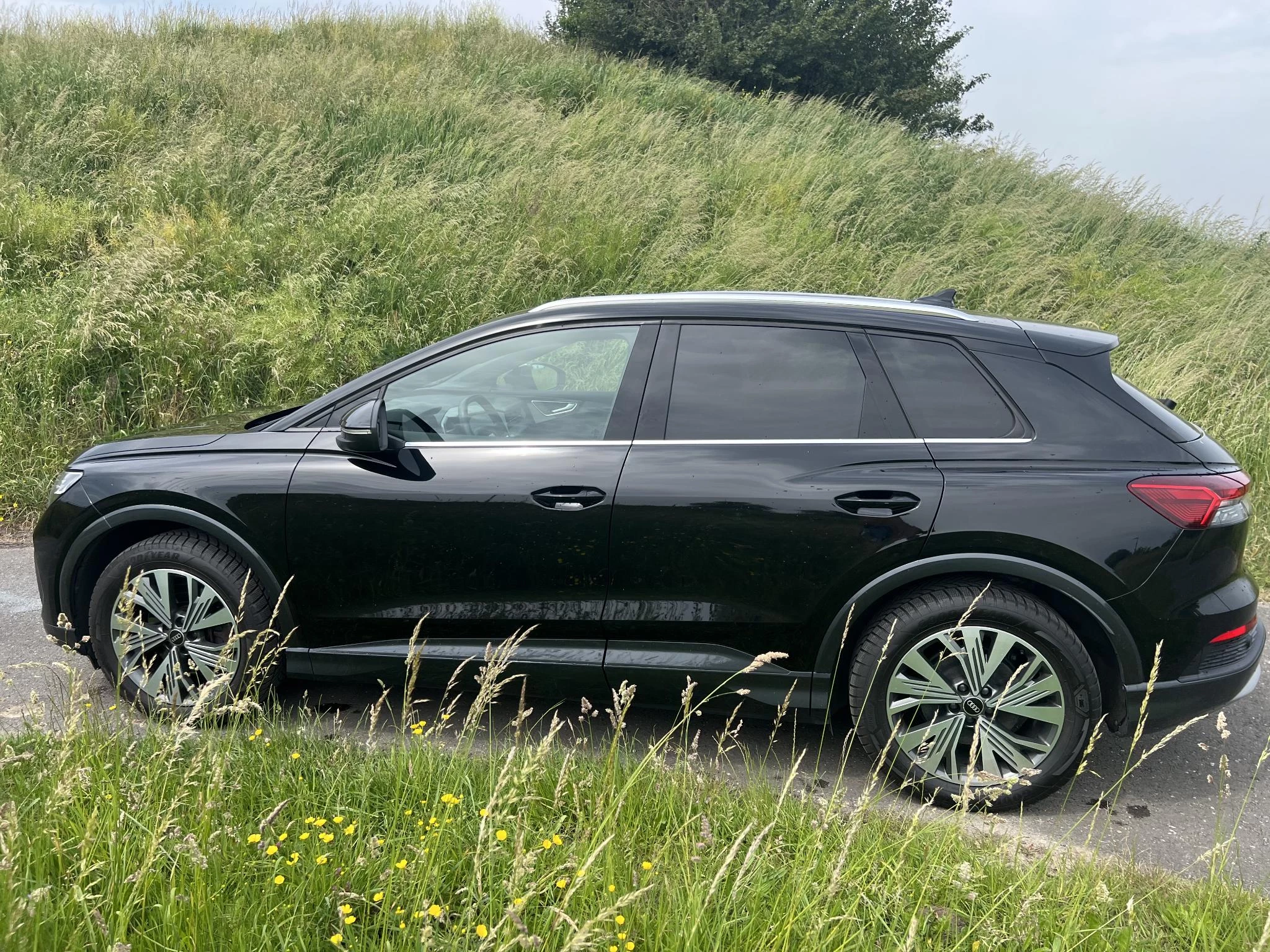 Hoofdafbeelding Audi Q4 e-tron