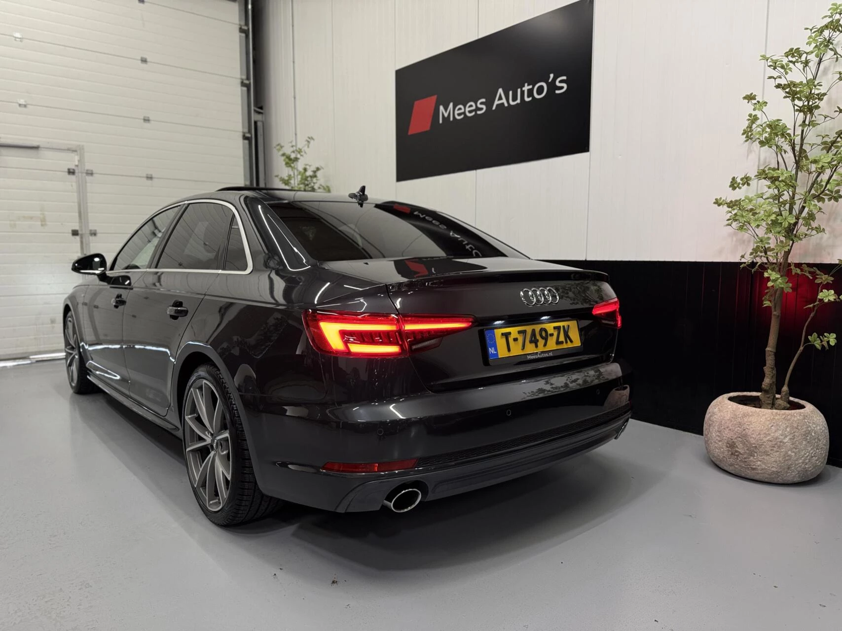 Hoofdafbeelding Audi A4