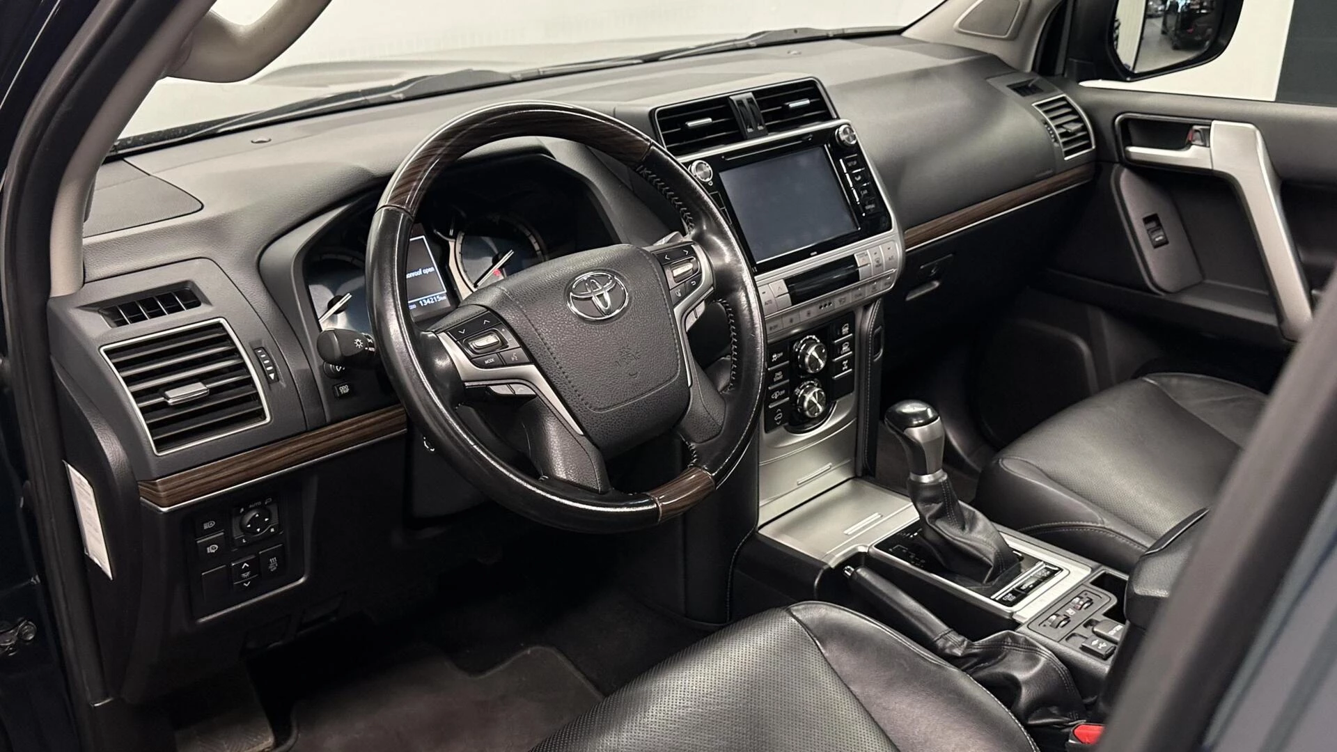 Hoofdafbeelding Toyota Land Cruiser