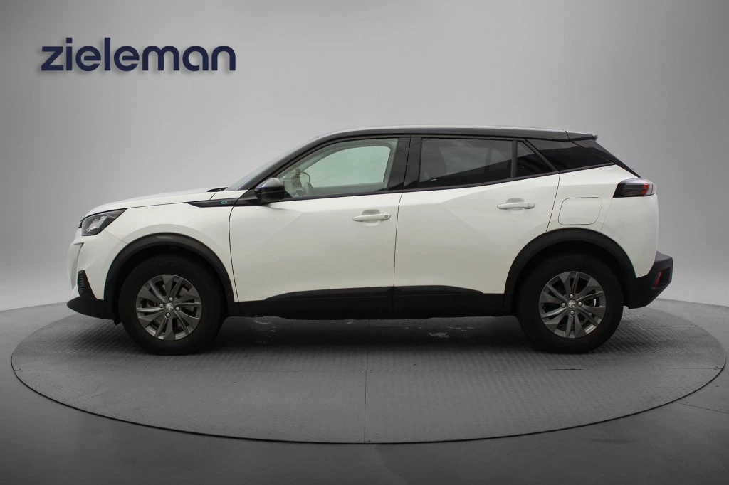 Hoofdafbeelding Peugeot e-2008