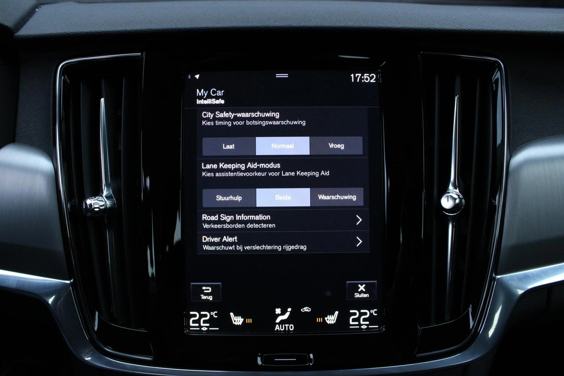 Hoofdafbeelding Volvo V90