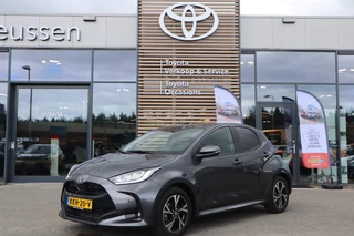 Toyota Yaris HYBRID 115 DYNAMIC STOEL/STUURVERW BLIND-SPOT P-SENSOREN 16'' LM-VELGEN KEYLESS CAMERA APPLE/ANDROID AD-CRUISE CLIMA LED