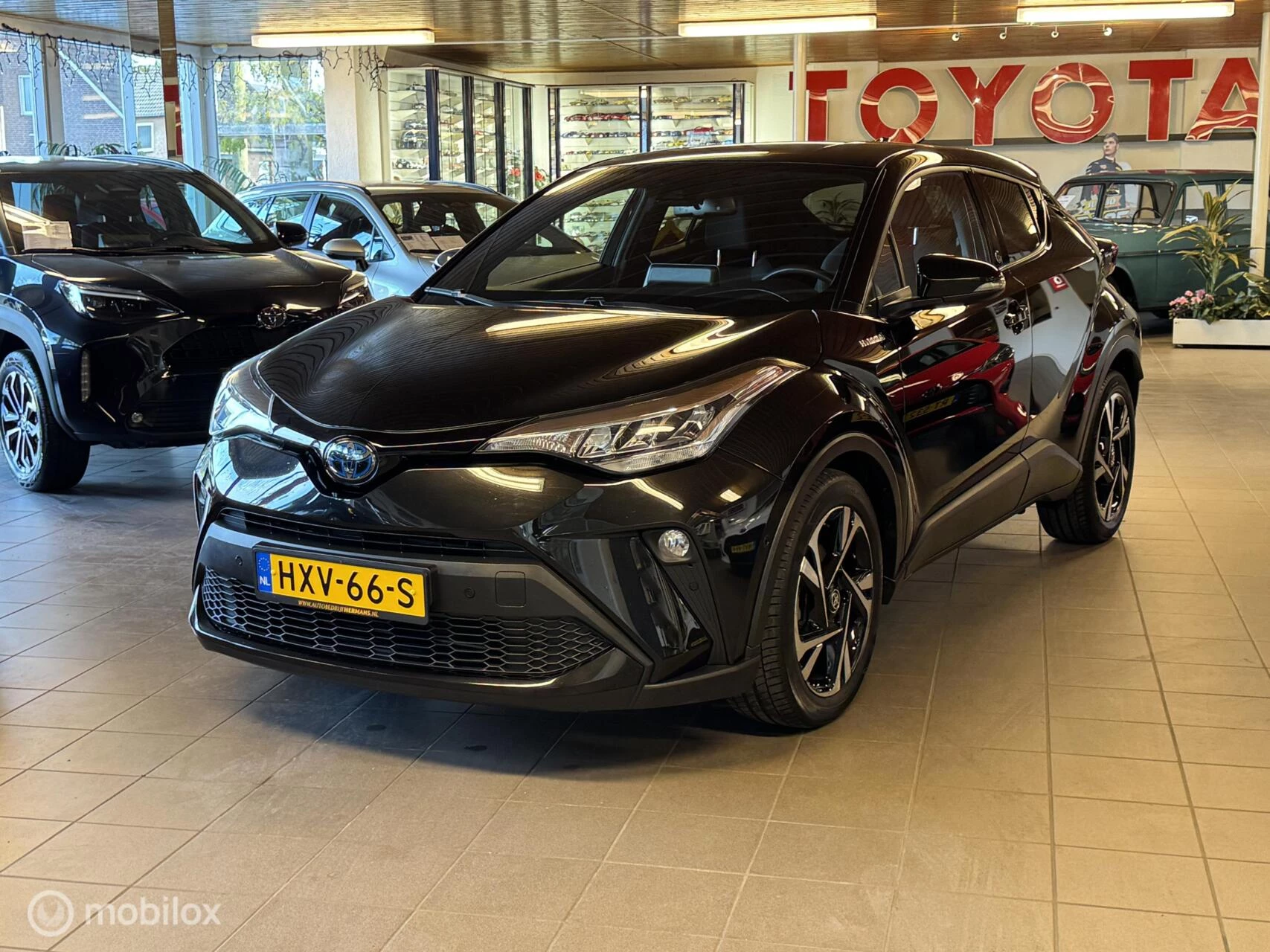 Hoofdafbeelding Toyota C-HR