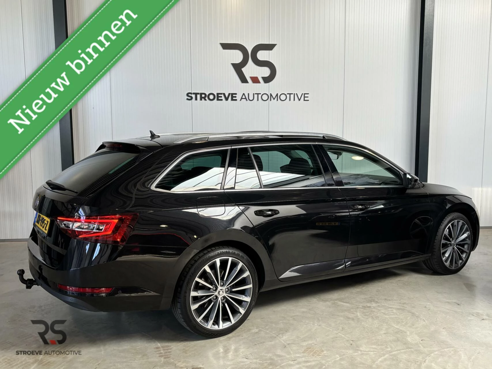 Hoofdafbeelding Škoda Superb