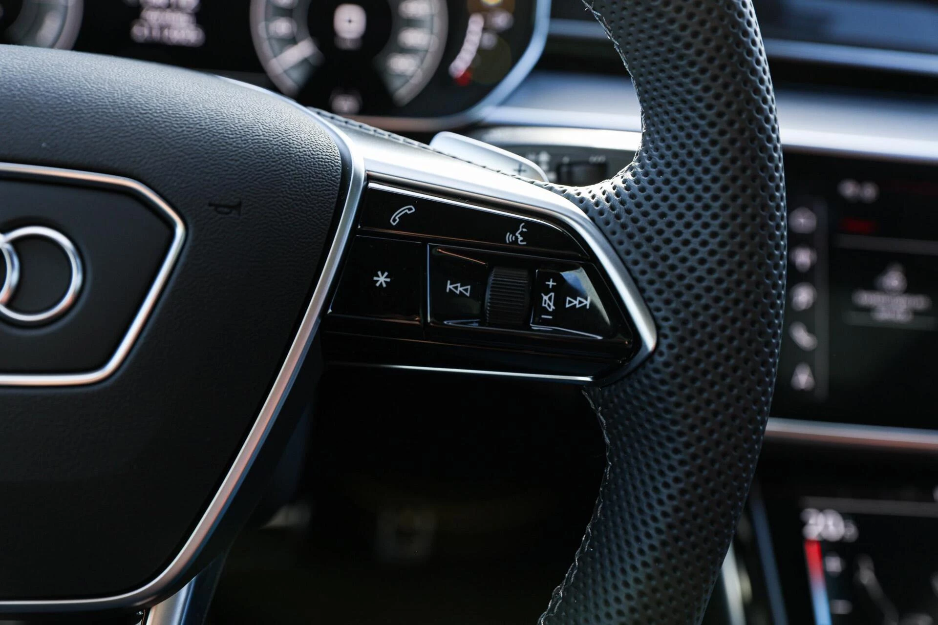 Hoofdafbeelding Audi A8