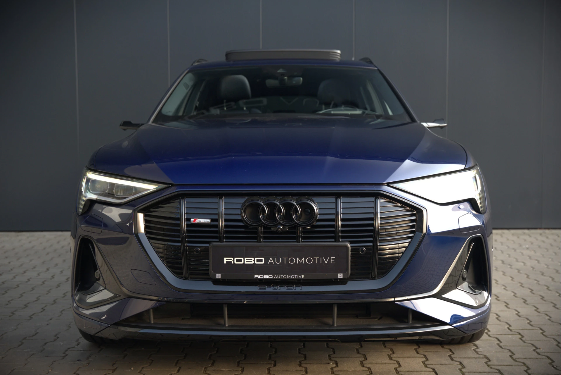 Hoofdafbeelding Audi e-tron