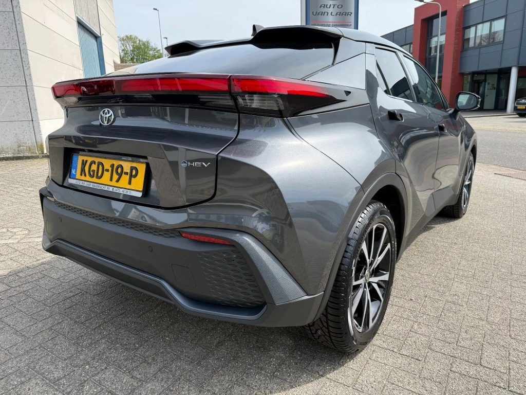 Hoofdafbeelding Toyota C-HR