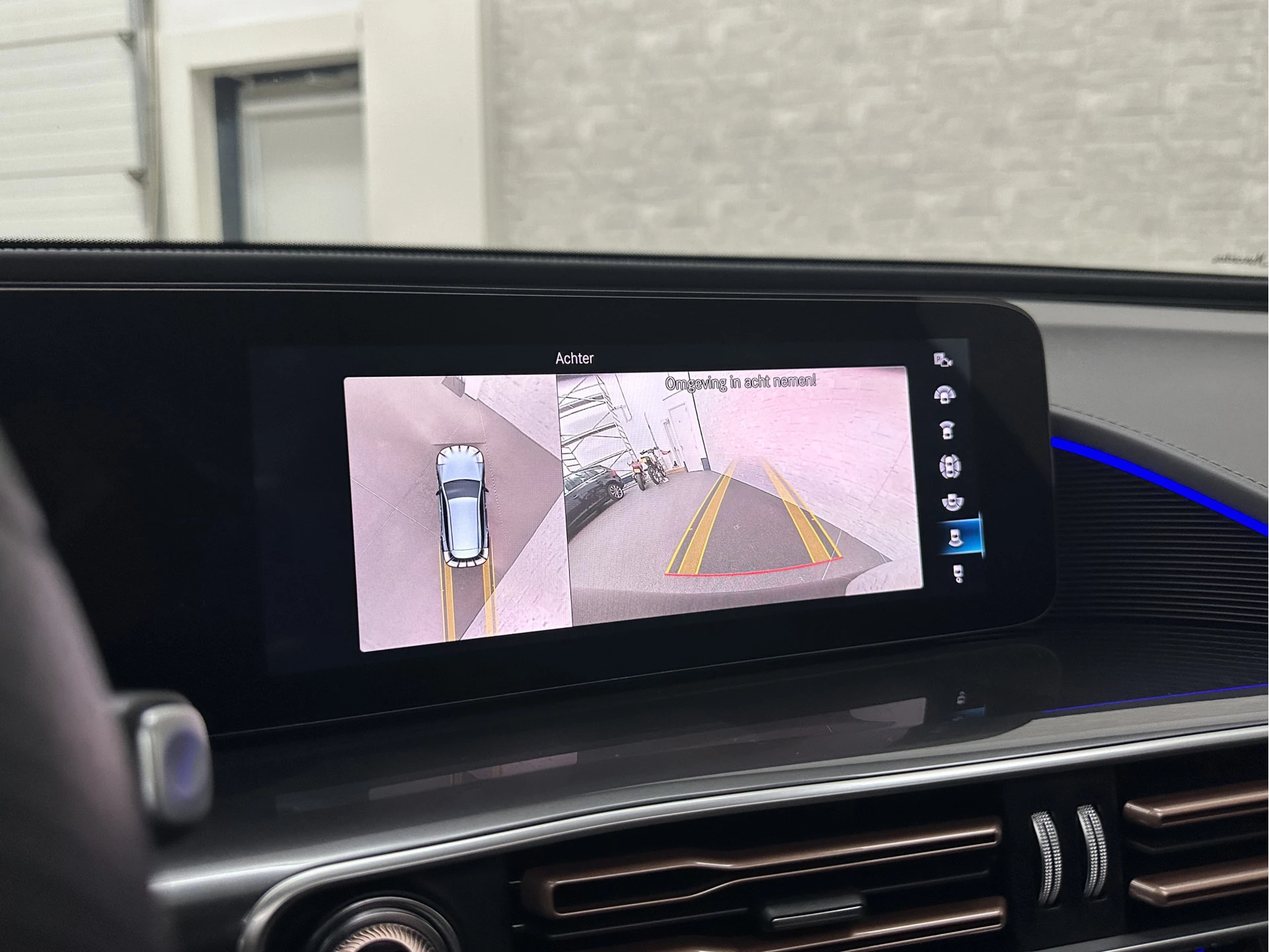 Hoofdafbeelding Mercedes-Benz EQC