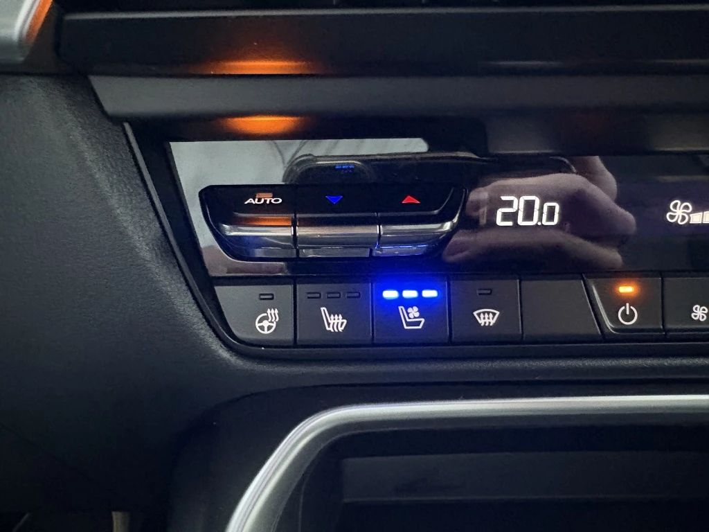 Hoofdafbeelding Mazda CX-60