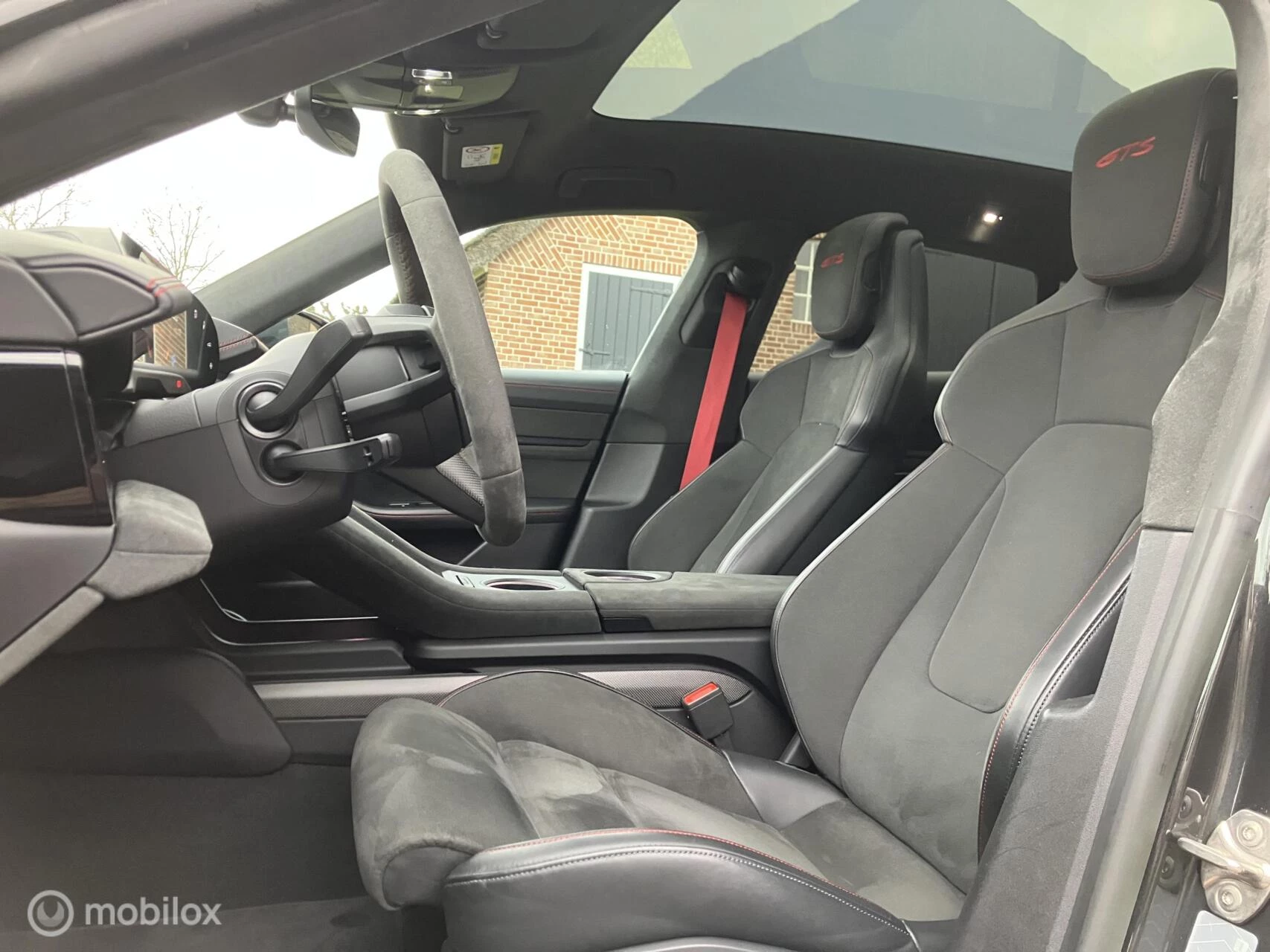 Hoofdafbeelding Porsche Taycan